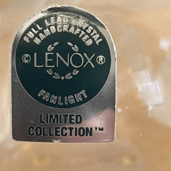 Signed Lenox etched Fanlight Handcrafted full lead crystal bowl - Picture 11 of 12